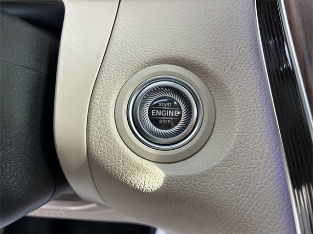 Used 2022 Mercedes-Benz GLC 300 4MATIC image 32