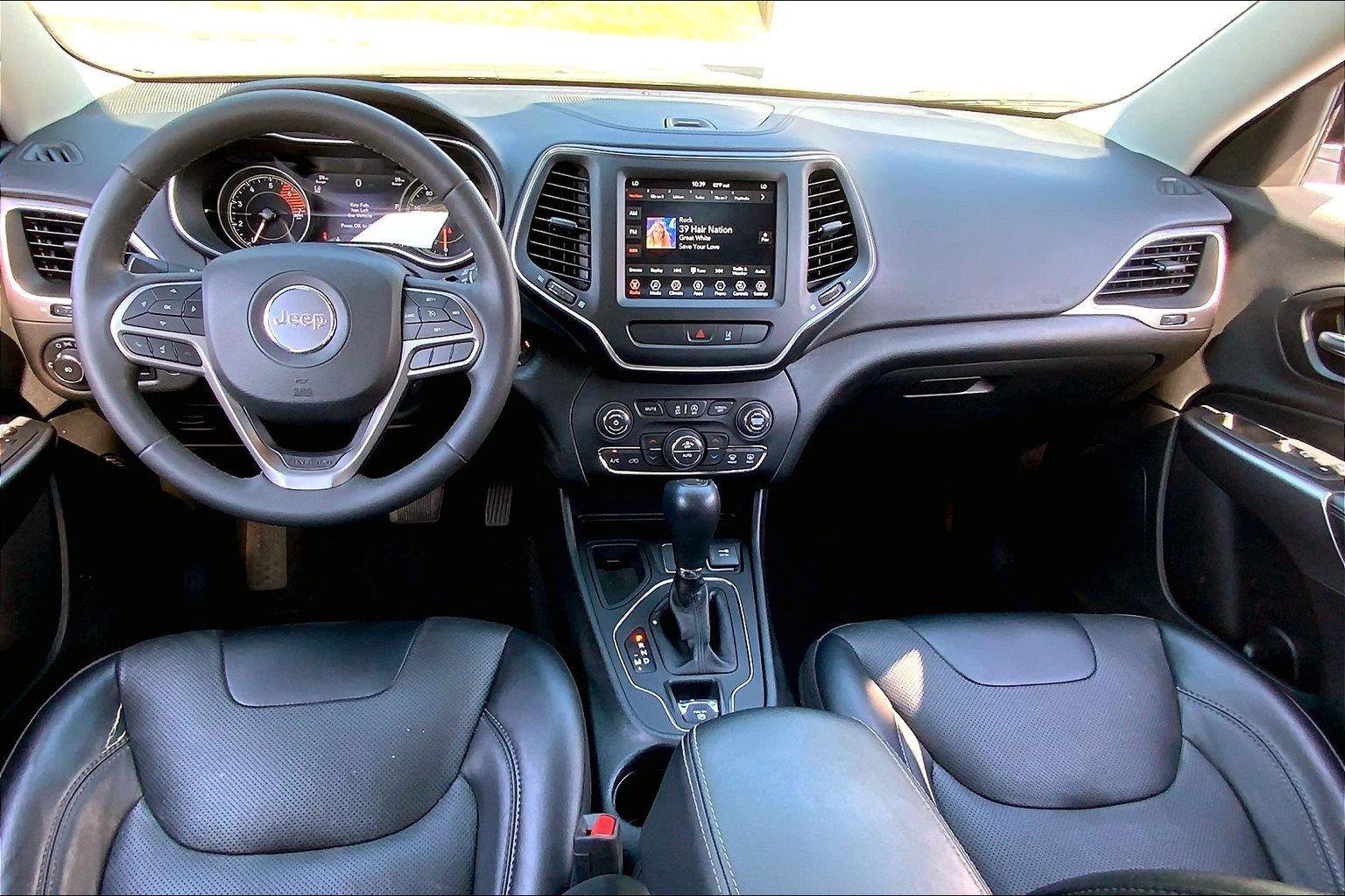 Used 2022 Jeep Cherokee Latitude Lux w/ Sun & Sound Group FWD image 14