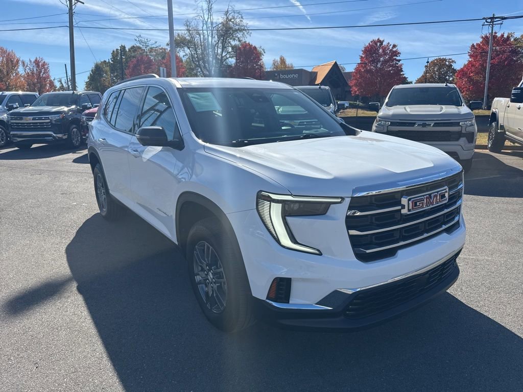 Used 2025 GMC Acadia Elevation FWD image 7