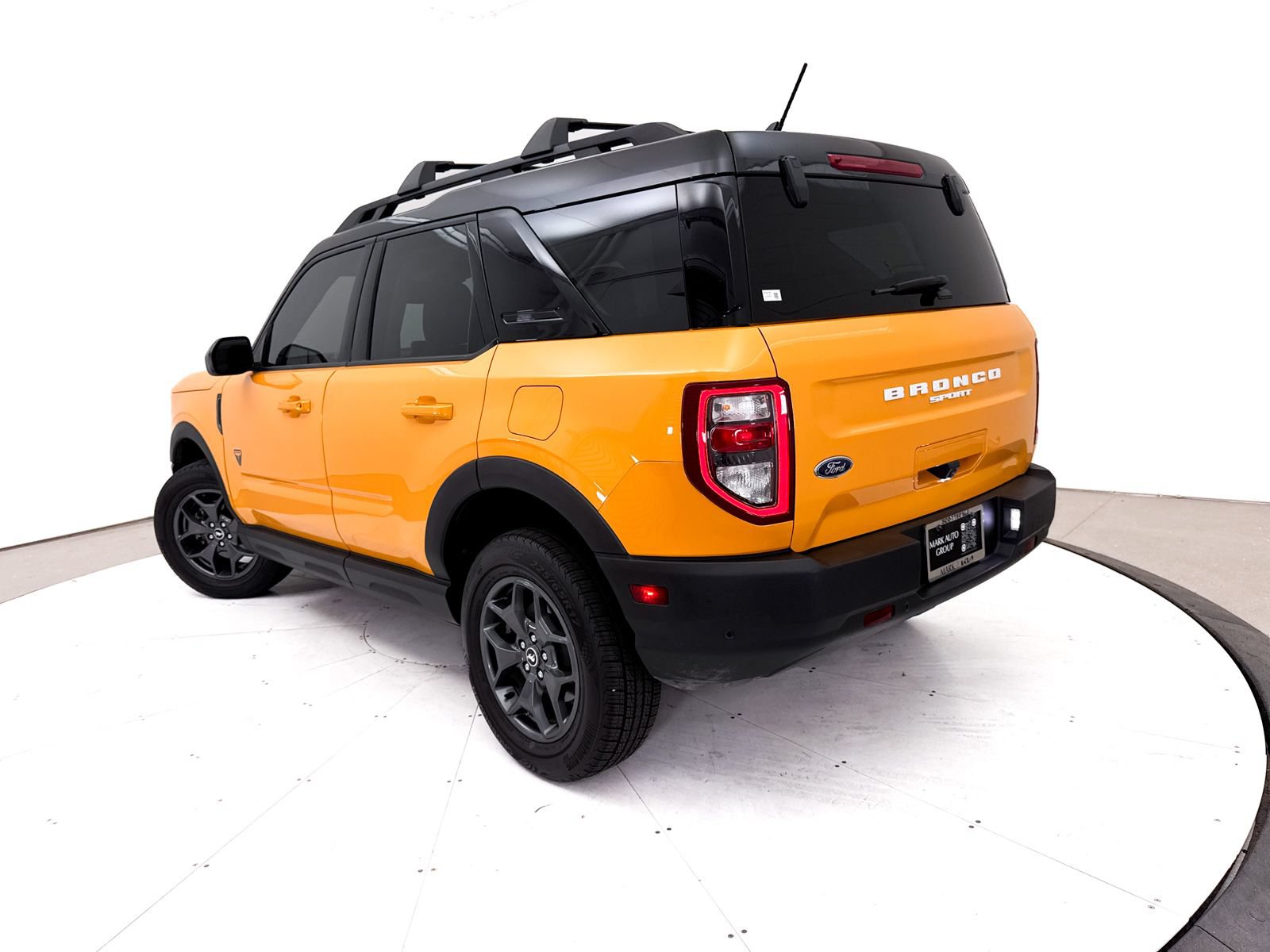 Used 2021 Ford Bronco Sport Badlands w/ Badlands Package AWD/4WD image 2