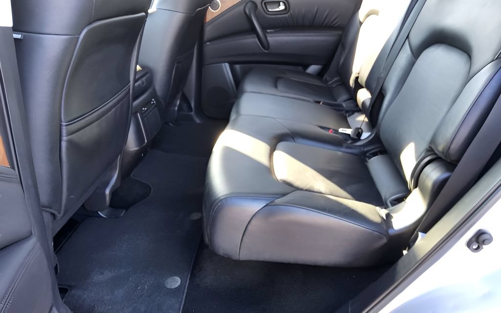 Used 2024 Nissan Armada SL AWD/4WD image 26