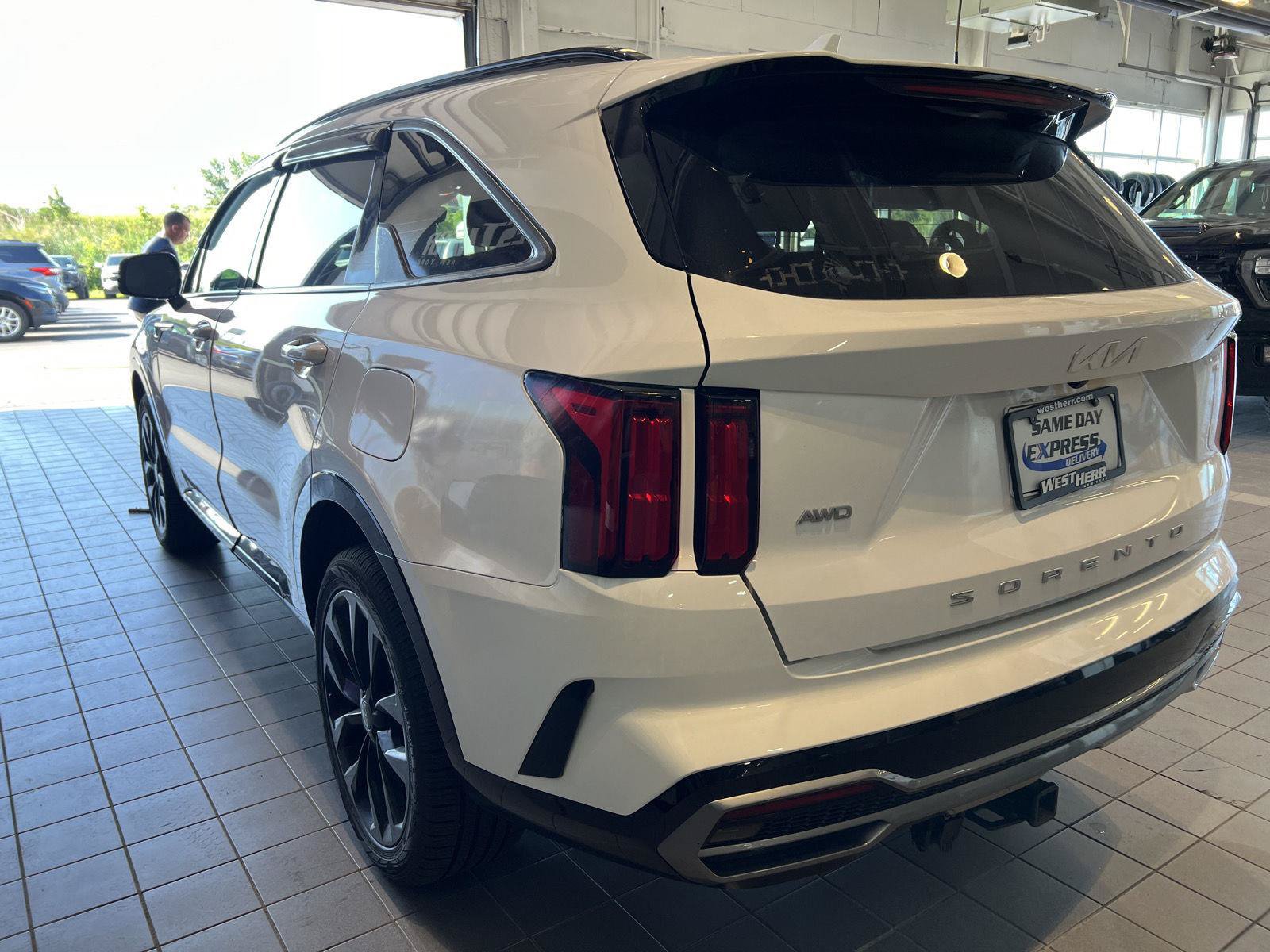 Used 2022 Kia Sorento SX AWD/4WD image 7