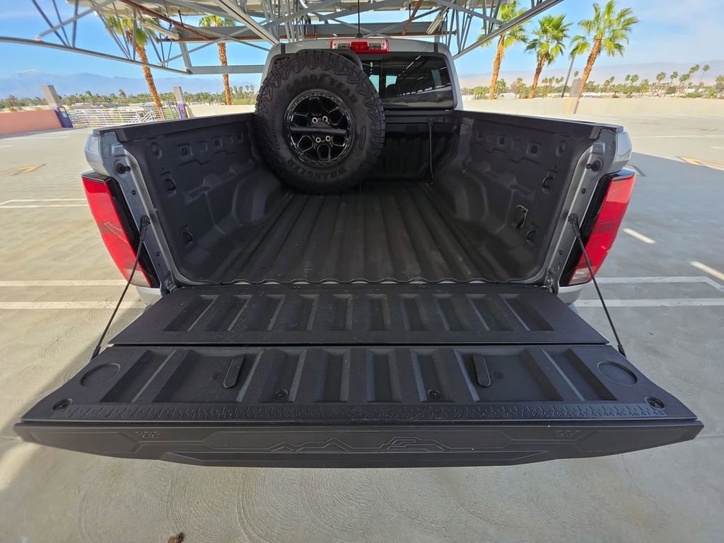 Used 2024 Chevrolet Colorado ZR2 w/ ZR2 Bison Edition image 27