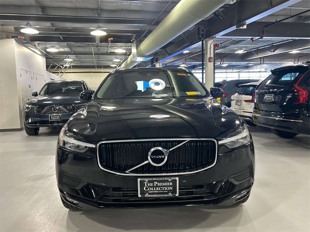 Certified 2021 Volvo XC60 T5 Momentum w/ Premium Package image 6