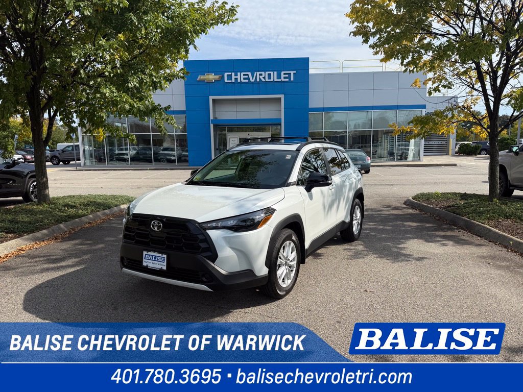 Used 2026 Toyota Corolla Cross LE w/ Moonroof Package AWD/4WD image 1