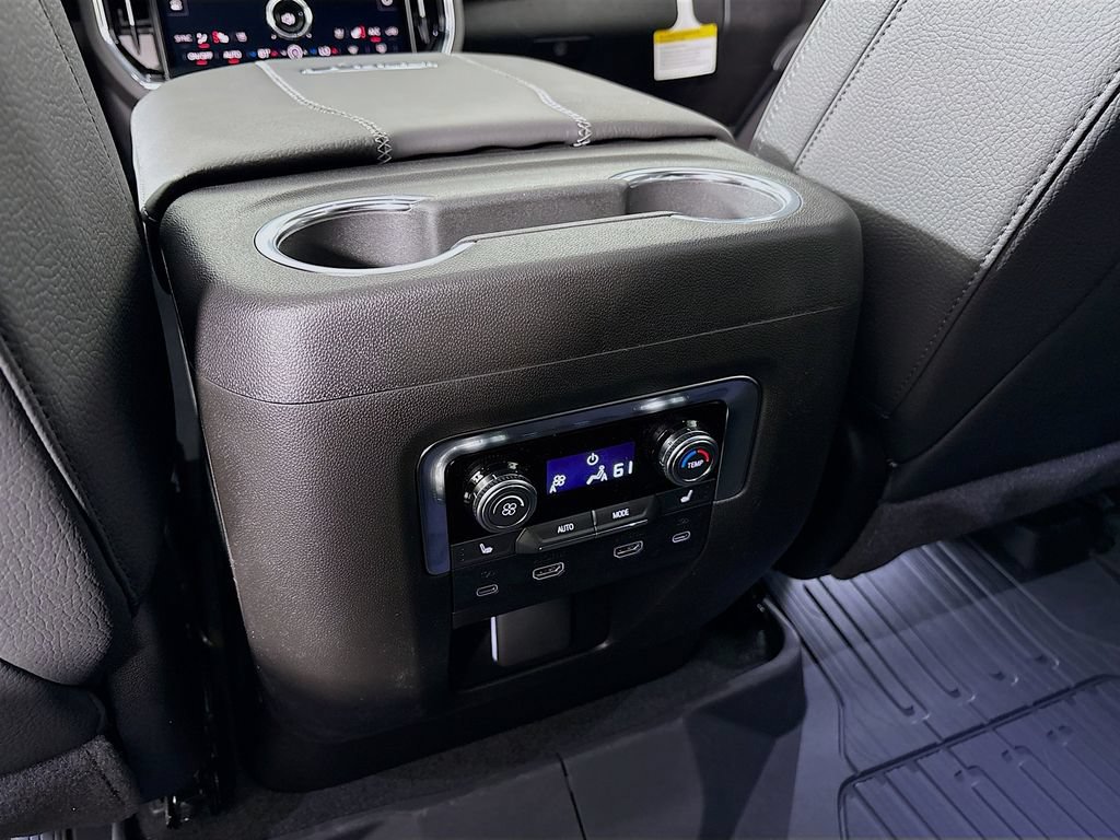 New 2026 GMC Yukon XL Denali w/ Denali Reserve Package AWD/4WD image 27