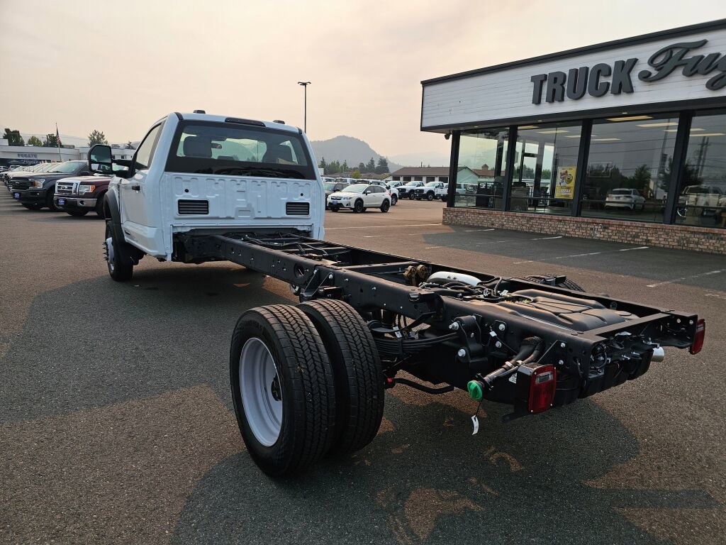 New 2025 Ford F450 XL image 8