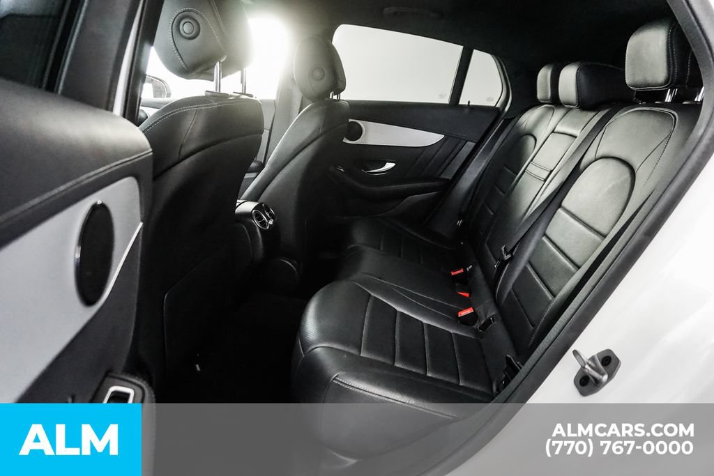 Used 2022 Mercedes-Benz GLC 300 4MATIC Coupe image 18