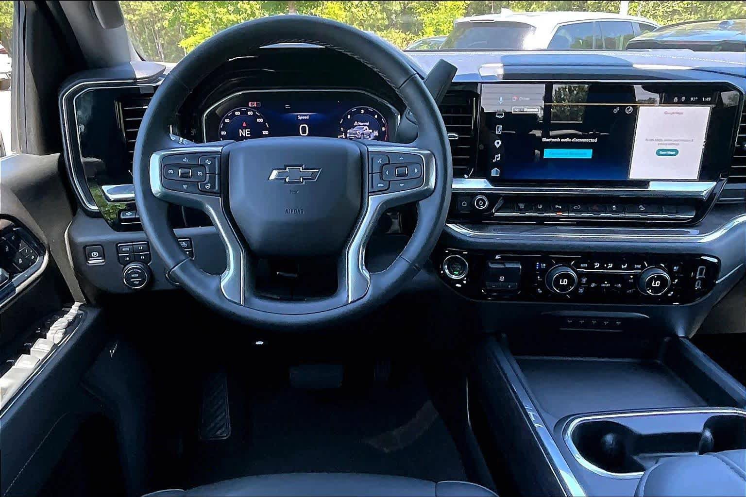 Used 2024 Chevrolet Silverado 2500 LTZ w/ LTZ Plus Package AWD/4WD image 5