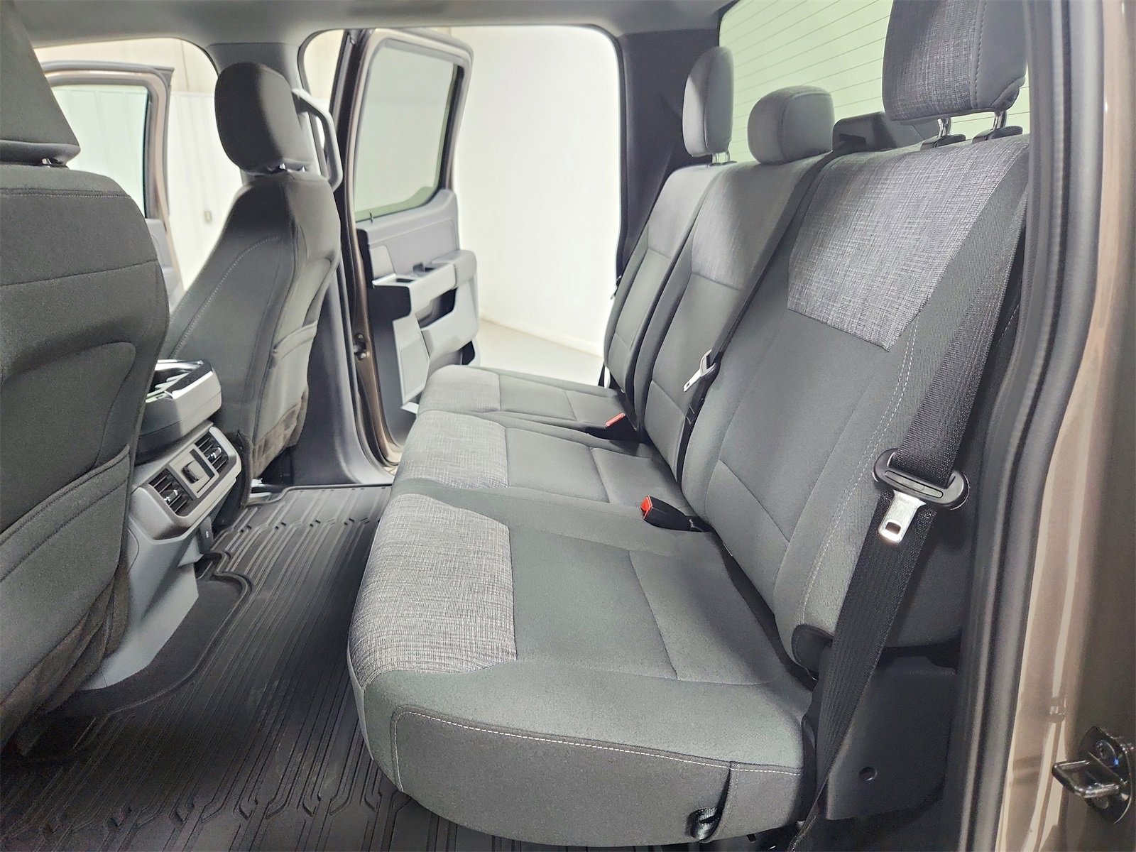 Used 2023 Ford F150 XLT w/ Equipment Group 301A Mid image 33