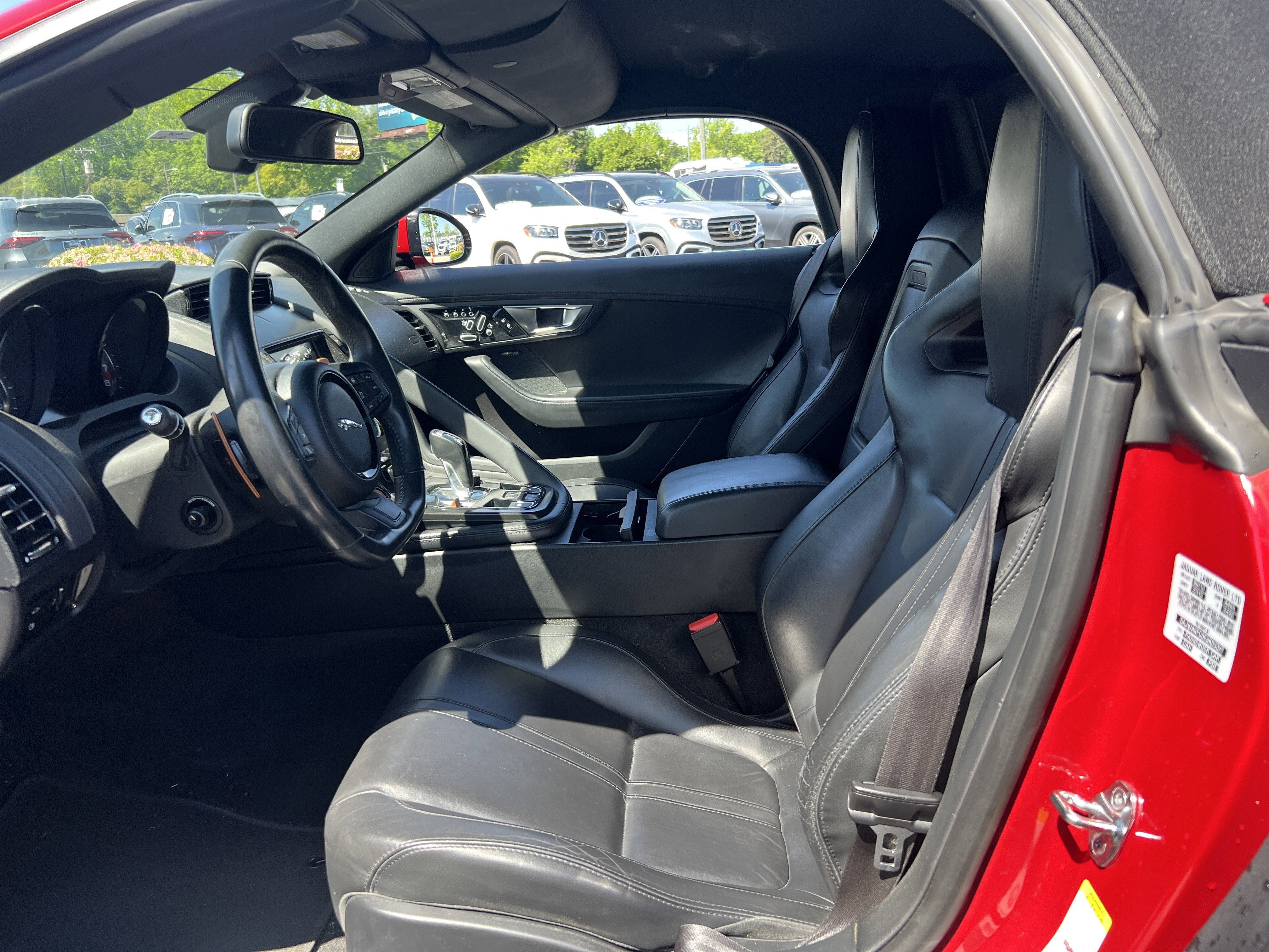 Used 2014 Jaguar F-TYPE S image 32