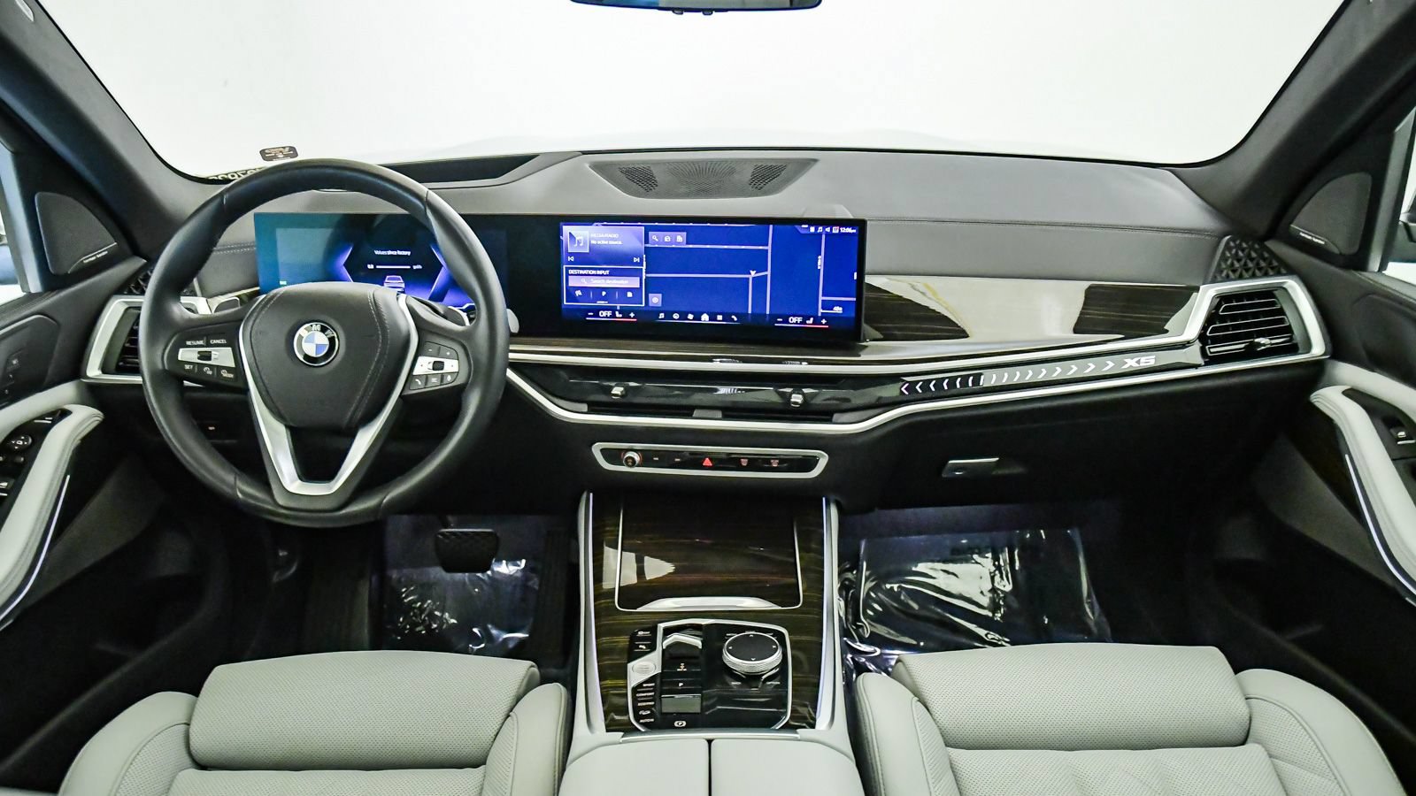 Certified 2024 BMW X5 xDrive40i w/ Premium Package AWD/4WD image 15