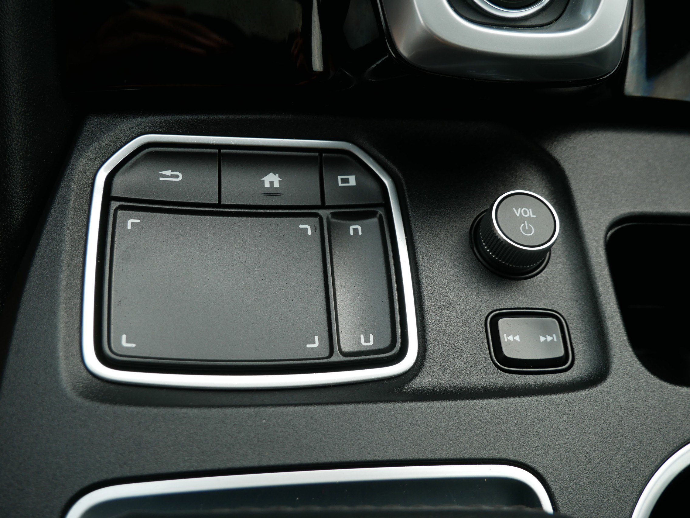 Certified 2024 Acura MDX SH-AWD w/ Technology Package image 31