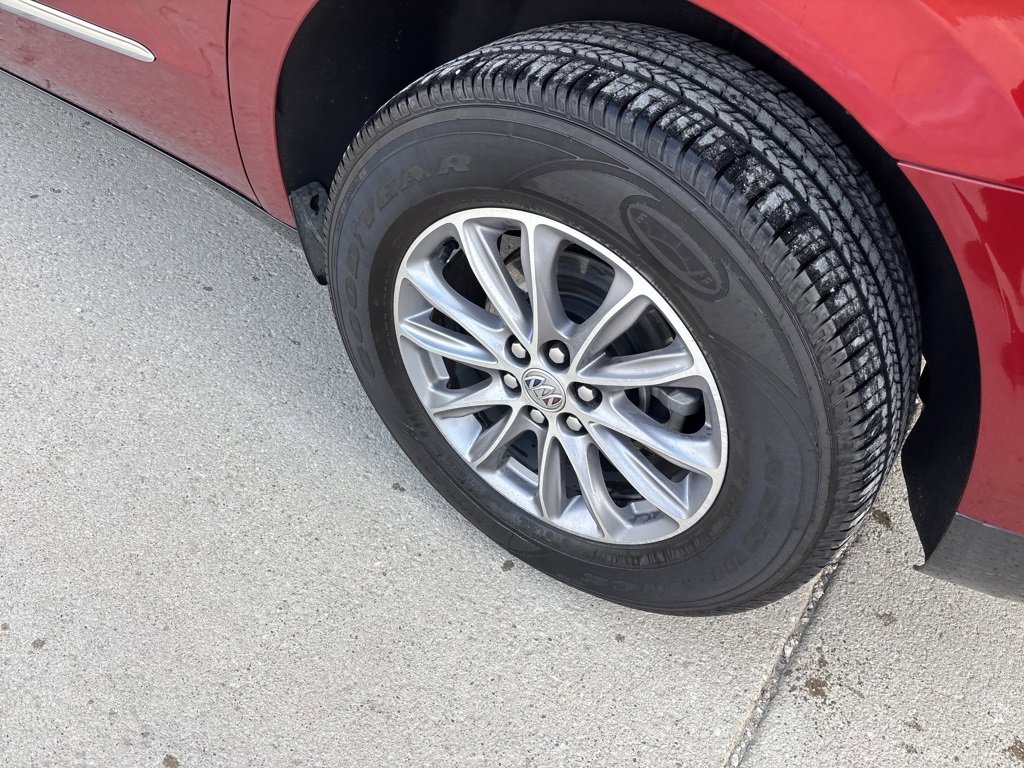 Used 2024 Buick Enclave Premium image 8