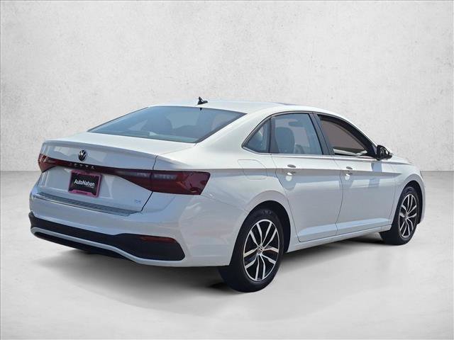 New 2027 Volkswagen Jetta SE FWD image 2