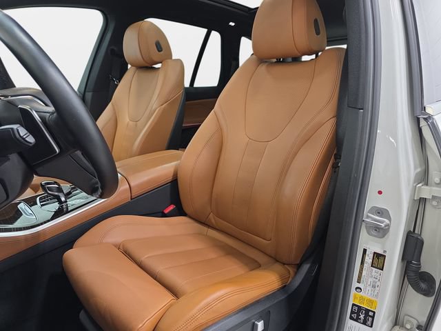 Used 2021 BMW X5 xDrive40i w/ Convenience Package AWD/4WD image 14