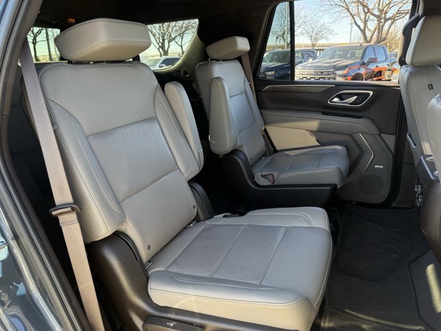 Used 2021 Chevrolet Tahoe Z71 w/ Z71 Signature Package image 30