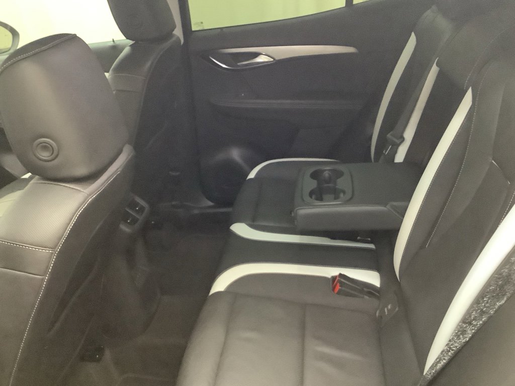 Used 2025 Buick Envision Sport Touring image 28