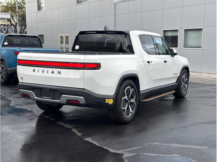 Used 2022 Rivian R1T Adventure image 5