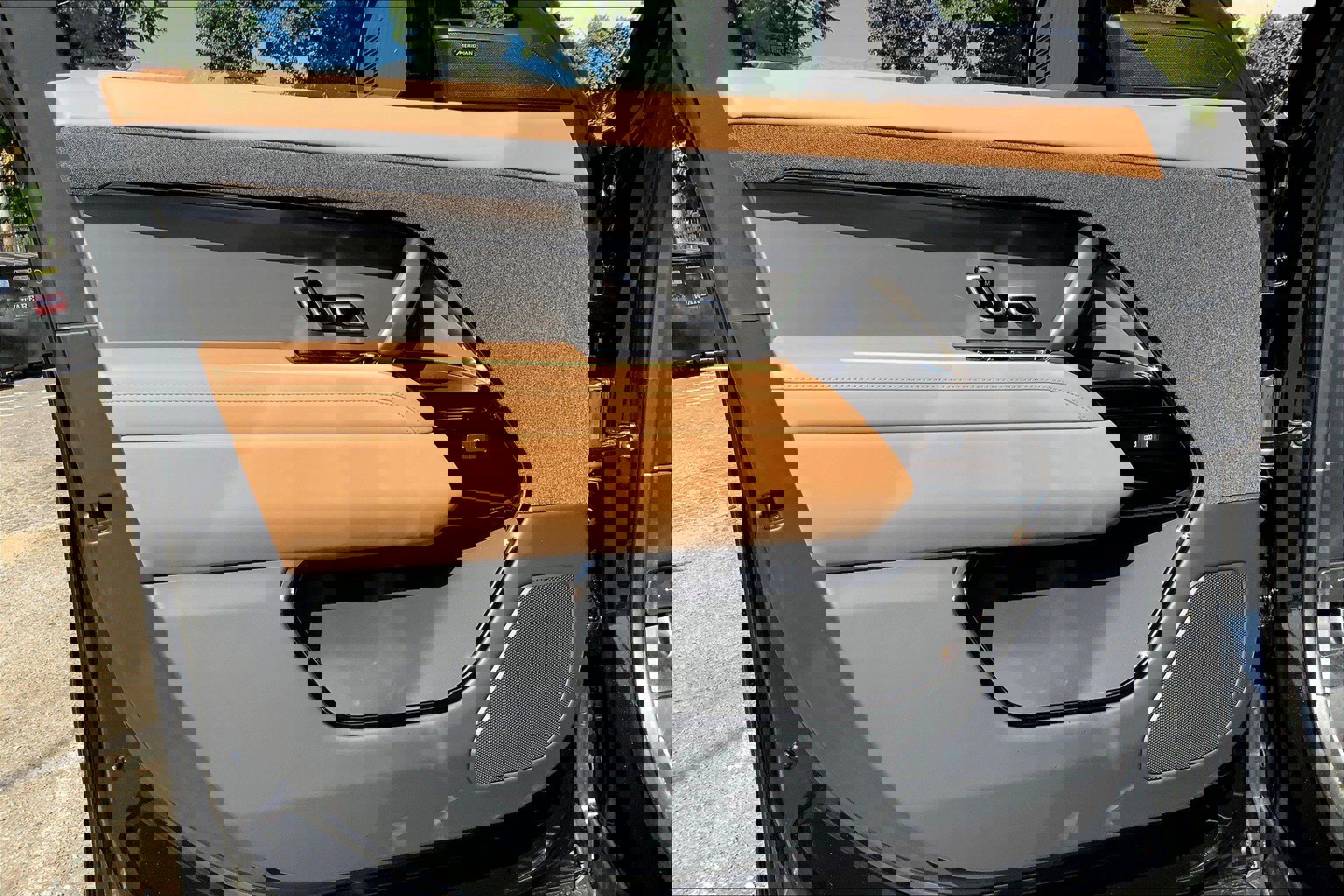 New 2025 Land Rover Range Rover Sport SE image 11