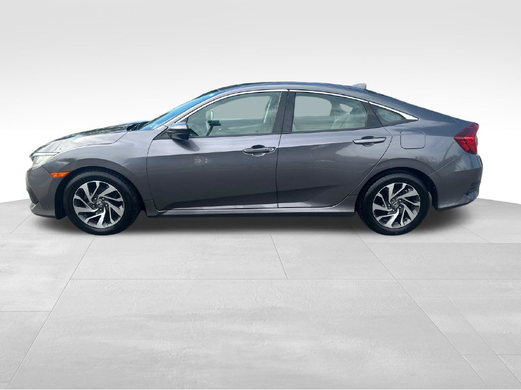 Used 2017 Honda Civic EX image 4