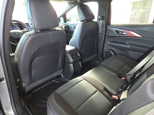 New 2026 Chevrolet Equinox EV RS FWD image 18