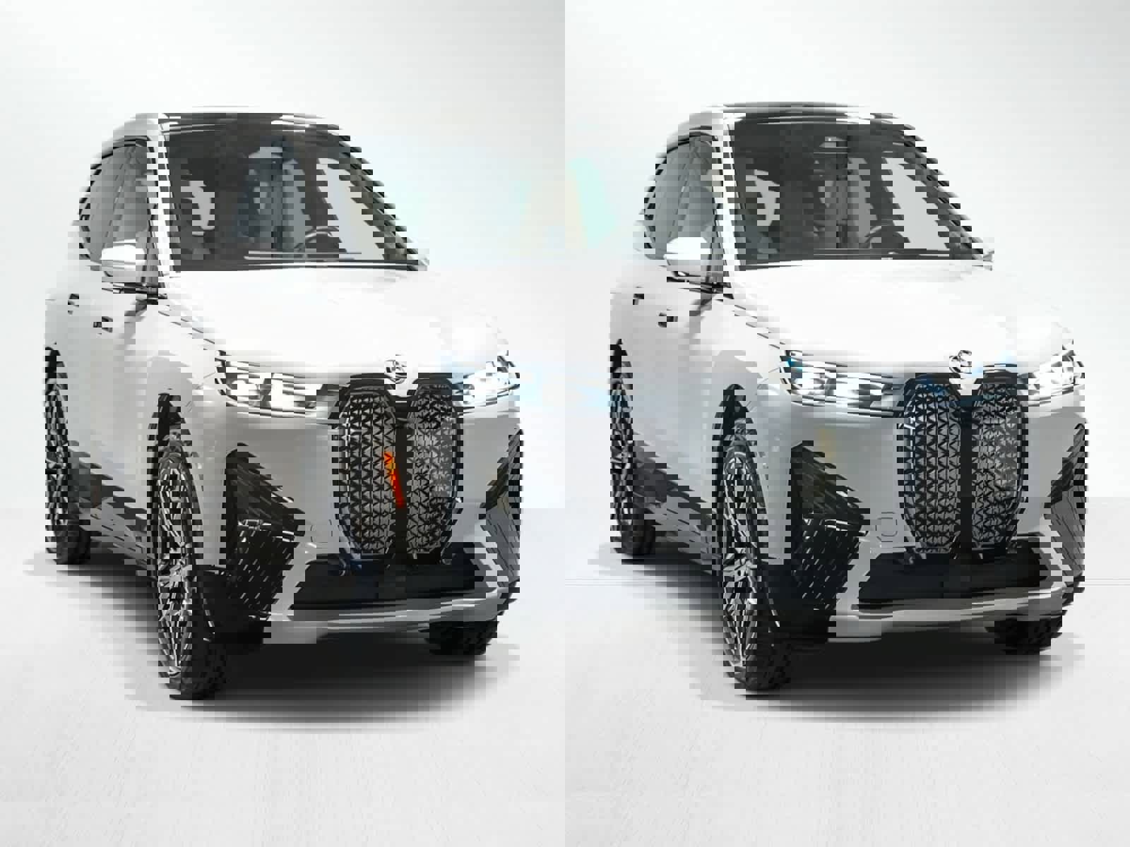 Used 2025 BMW iX xDrive50 w/ Sport Package image 6