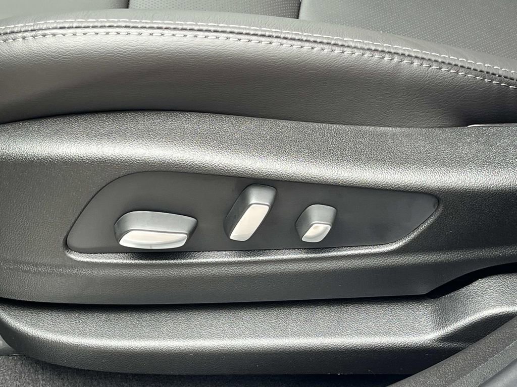 New 2025 Cadillac XT5 Sportv w/ Technology Package image 20