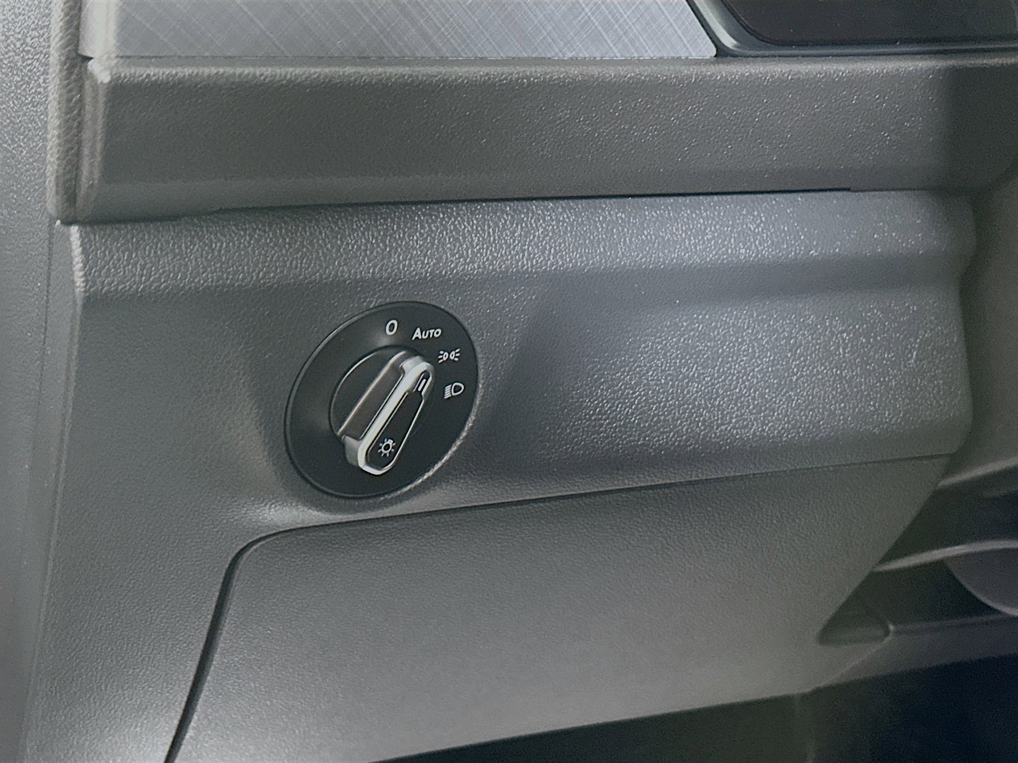 Used 2024 Volkswagen Jetta SE image 10