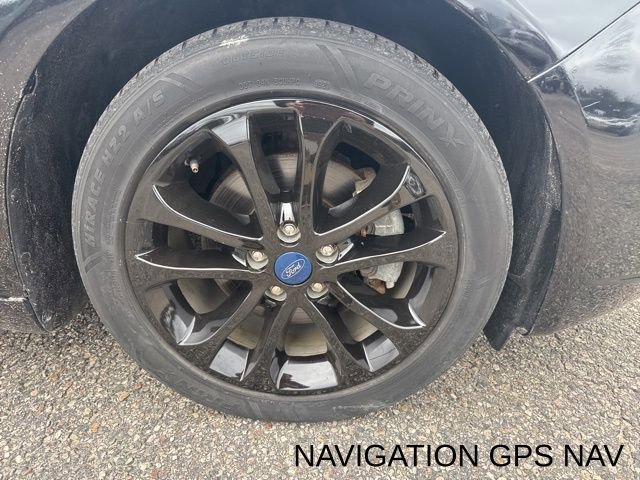 Used 2019 Ford Fusion SE image 9