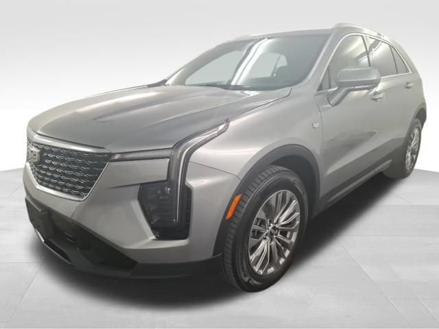 Used 2025 Cadillac XT4 Premium Luxury AWD/4WD image 3
