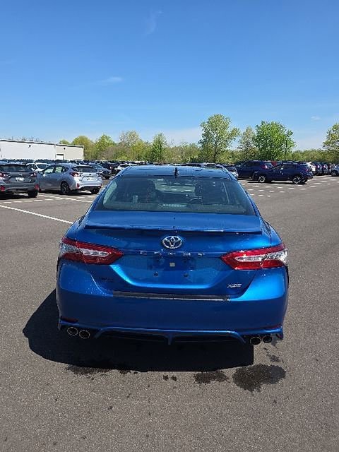 Used 2019 Toyota Camry XSE FWD image 5