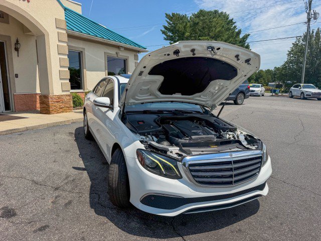 Used 2018 Mercedes-Benz E 300 image 24