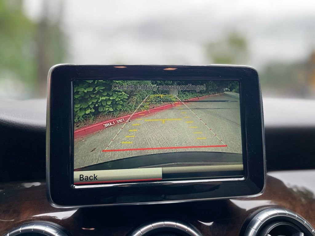 Used 2014 Mercedes-Benz CLA 250 image 16