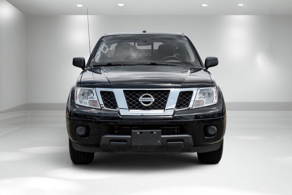 Used 2018 Nissan Frontier SV RWD image 4