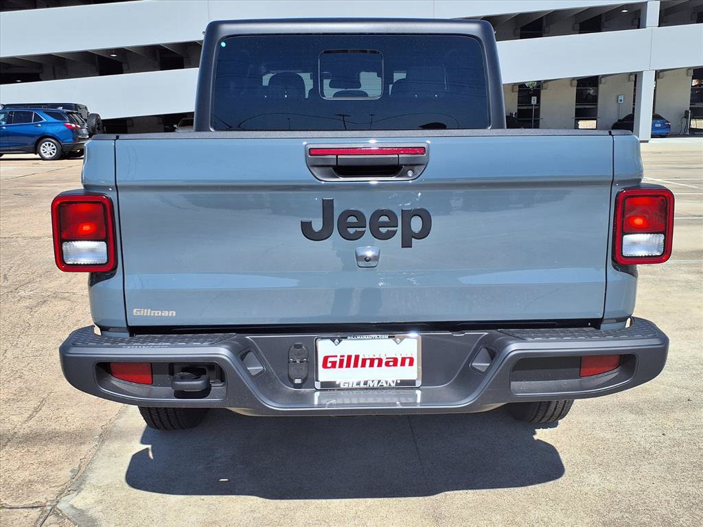 New 2025 Jeep Gladiator Sport AWD/4WD image 15