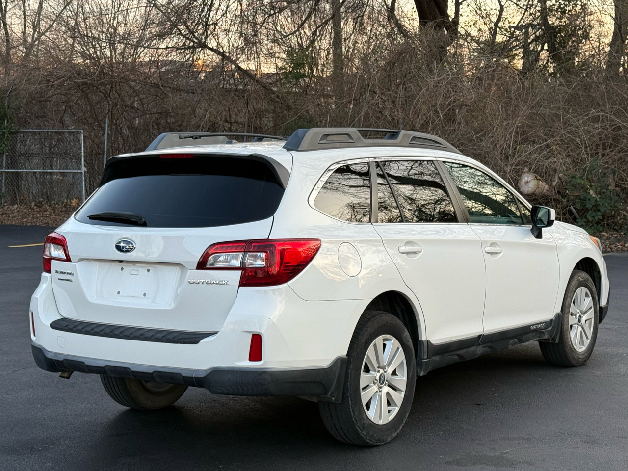 Used 2015 Subaru Outback 2.5i Premium w/ Popular Package #3 image 10