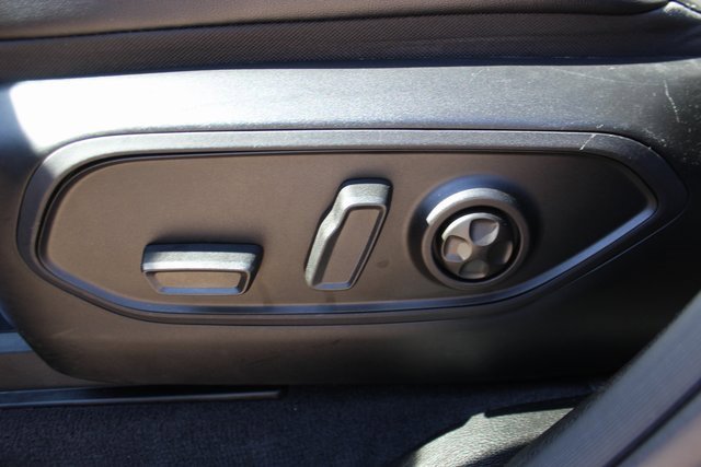 Used 2022 Jeep Grand Cherokee L Laredo image 10