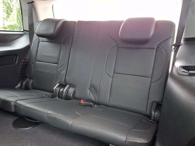 Used 2020 GMC Yukon SLT w/ Premium Edition AWD/4WD image 11