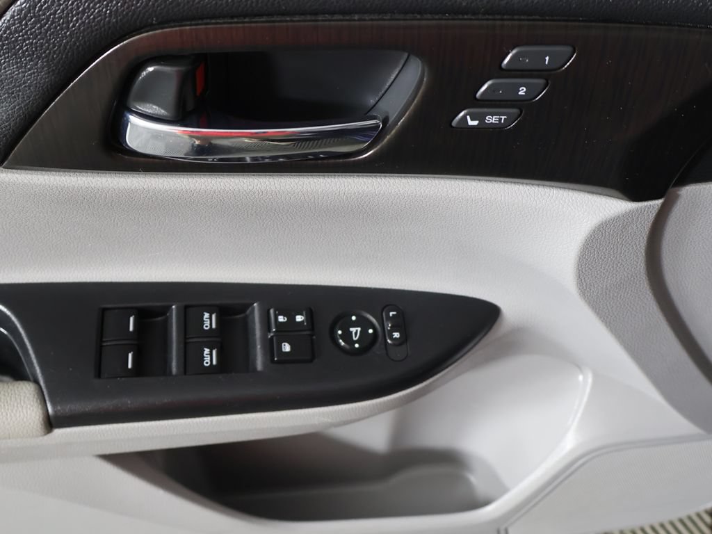 Used 2015 Honda Accord EX-L image 30