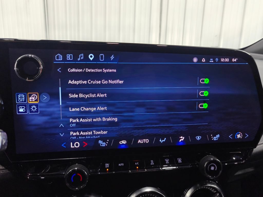 Used 2024 Chevrolet Blazer EV LT AWD/4WD image 49