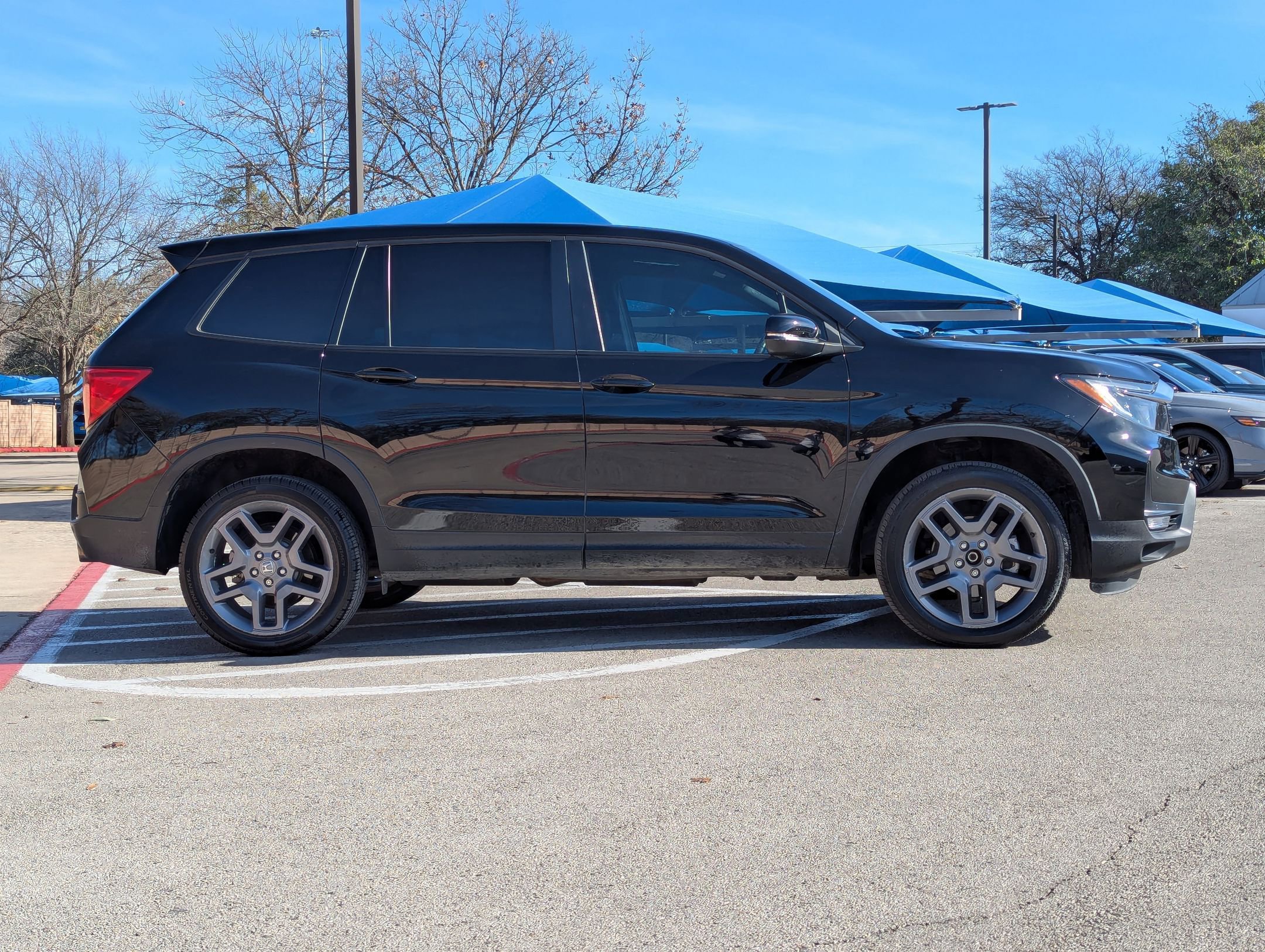 Certified 2023 Honda Passport EX-L image 3