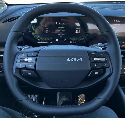 New 2026 Kia Sportage EX w/ EX Panoramic Sunroof Package image 16