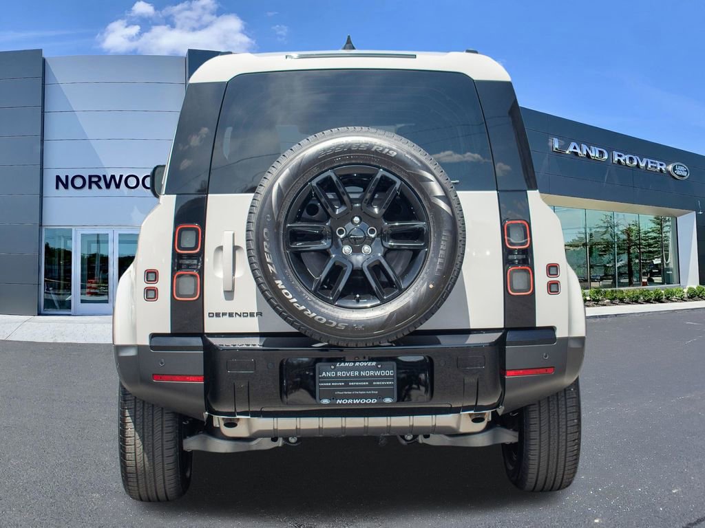 New 2026 Land Rover Defender 110 S AWD/4WD image 5