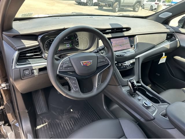New 2025 Cadillac XT5 Premium Luxury FWD image 5
