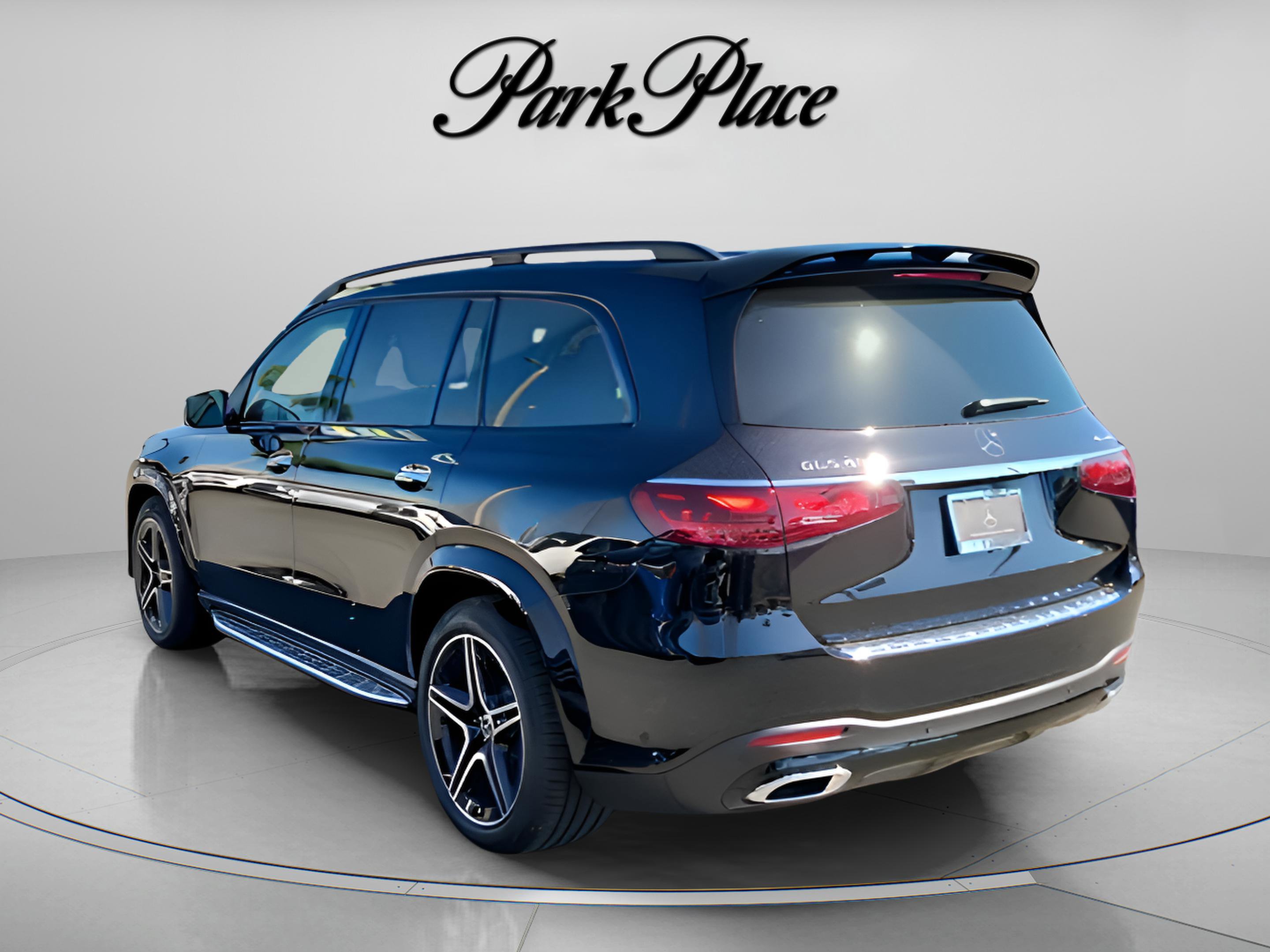 Certified 2026 Mercedes-Benz GLS 450 4MATIC image 3
