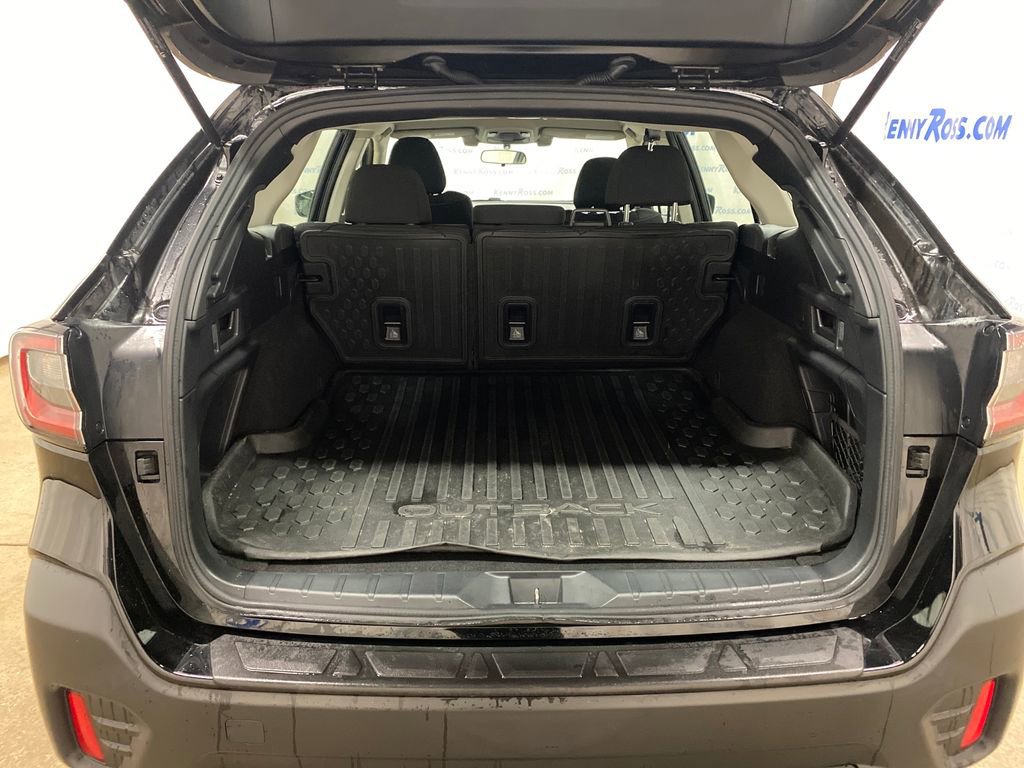 Used 2021 Subaru Outback AWD/4WD image 15