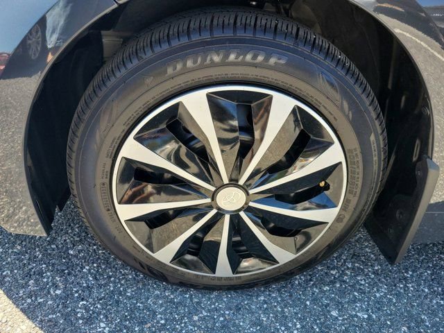 Used 2026 Toyota Corolla LE FWD image 17