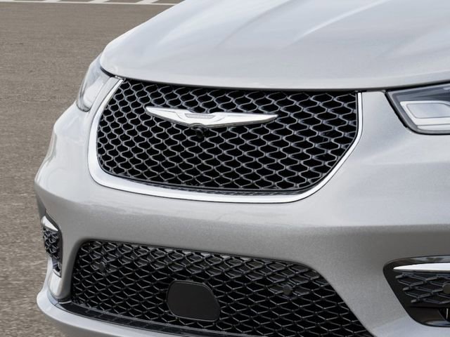 New 2026 Chrysler Pacifica Select AWD/4WD image 11