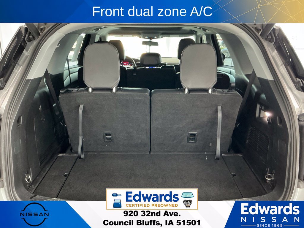 Used 2021 Ford Explorer XLT w/ Equipment Group 202A AWD/4WD image 10